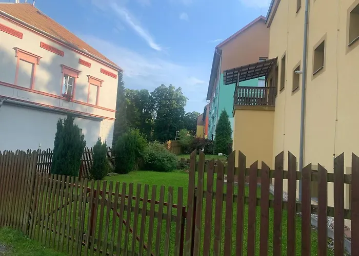 Na Horach Дом отдыха Вейпрты